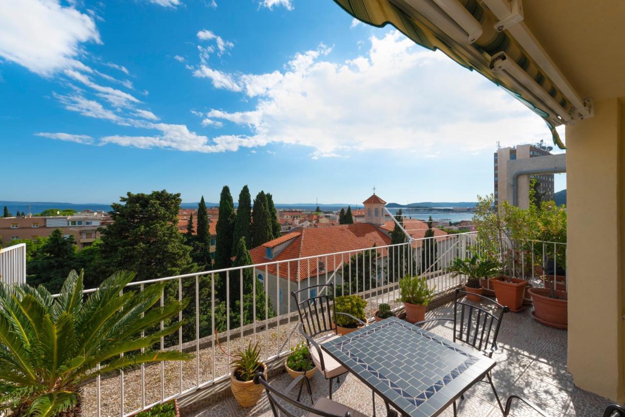 Sky Apartment Сплит Екстериор снимка